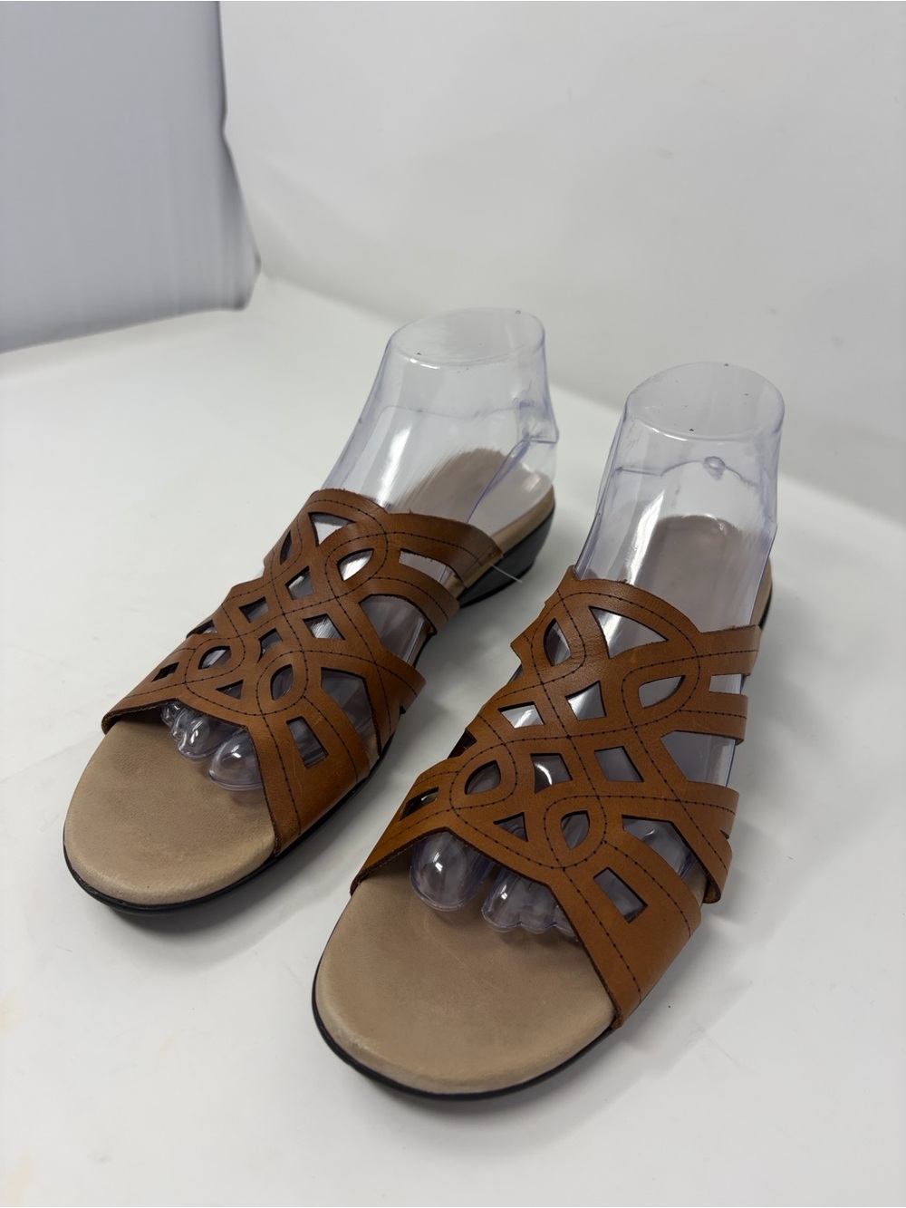 Munro Brown Cutout Slide Sandals Size 10 Excellent Condition